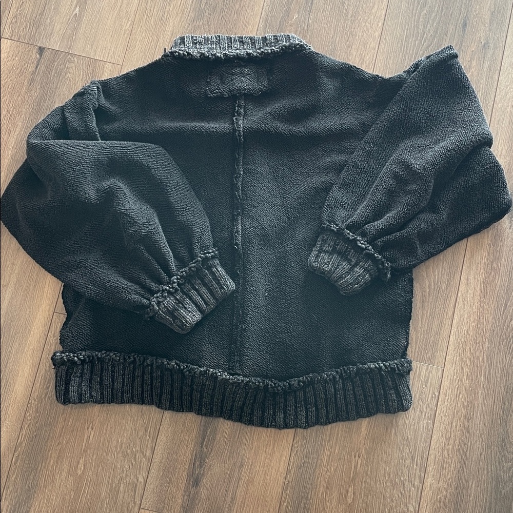 Free People Cute in this Cardi Jacket - Picture 6 of 8